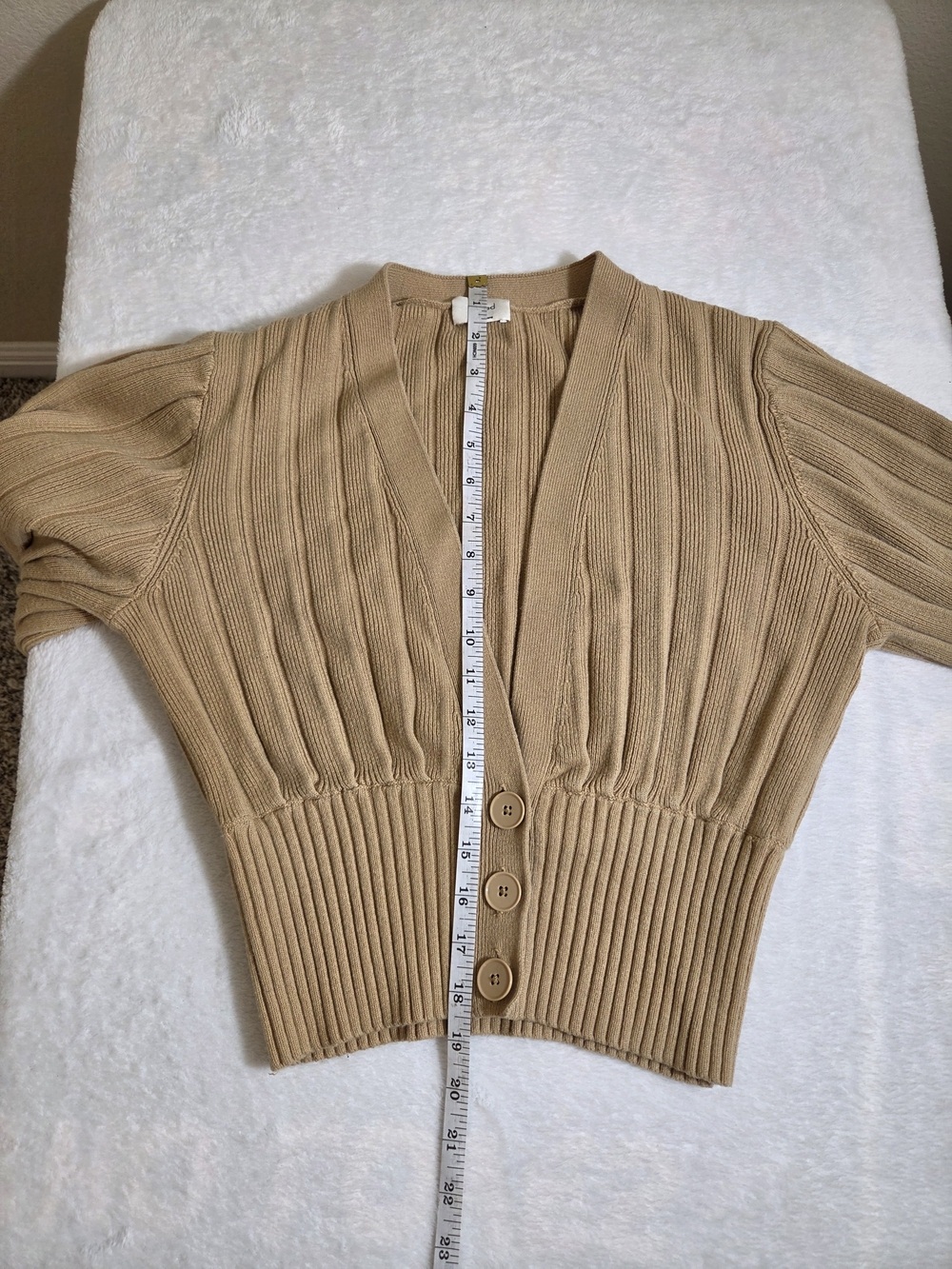 Aritzia Wilfred Plunge Front Cardigan Tan Merino Wool Blend Size L - Picture 7 of 10